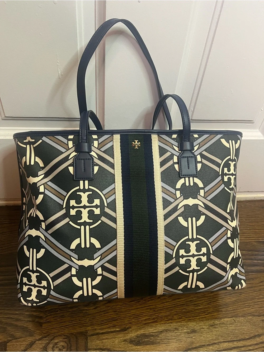 Tory Burch Gemini Link Medallion Ribbon Logo-Print Tote